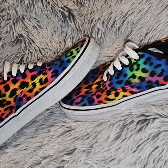 Vans Multicolor Leopard Print Shoes - Picture 16 of 16